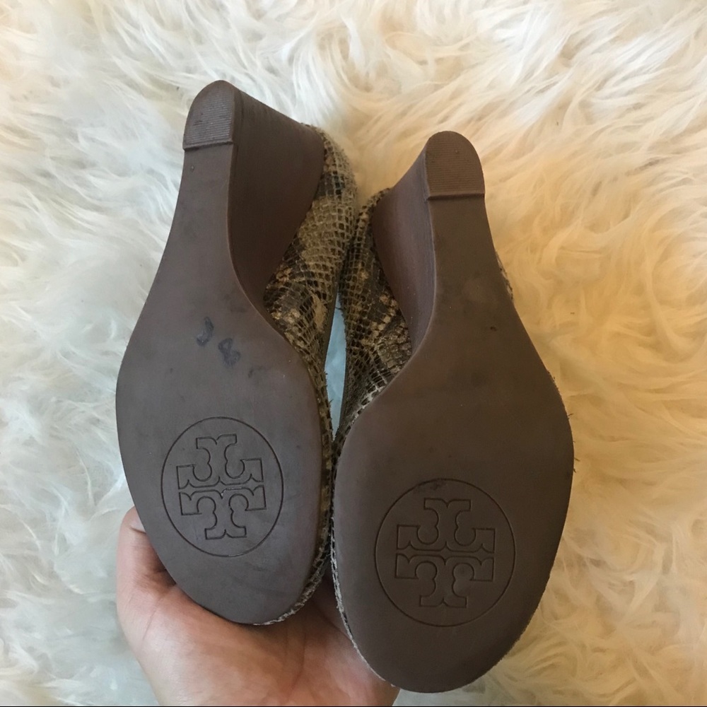 SOLD Tory Burch Caroline Python Wedge - Picture 6 of 7